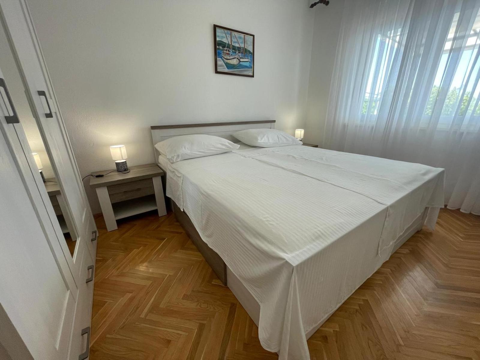 Holiday Home Sisko Трогир Екстериор снимка