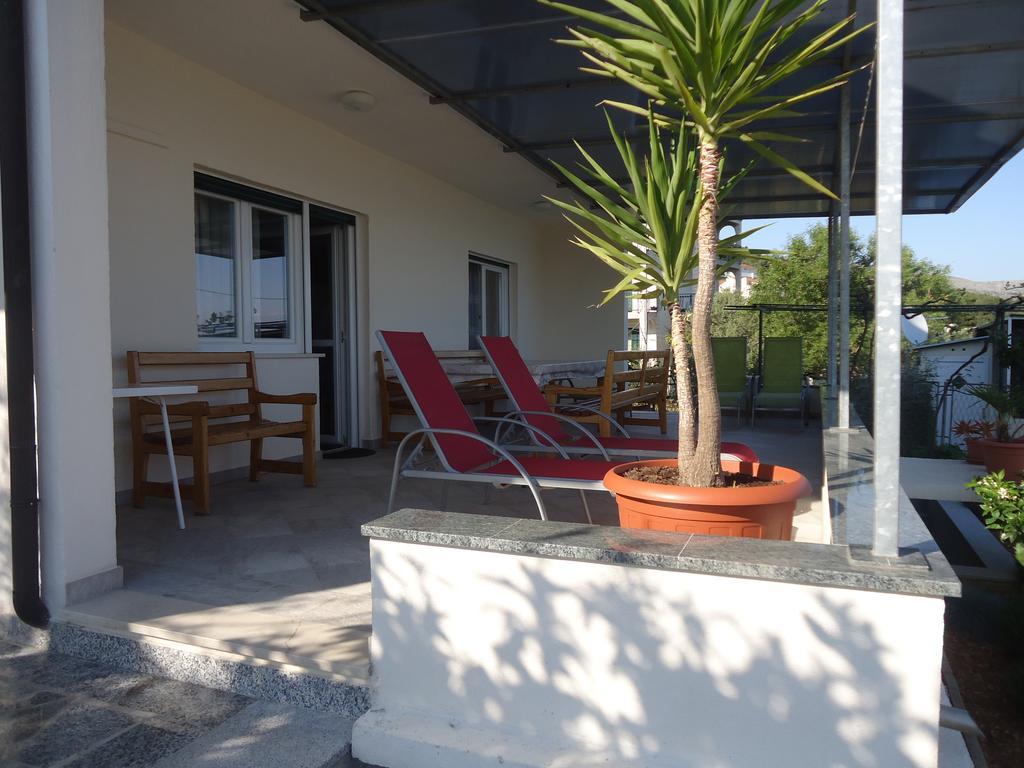 Holiday Home Sisko Трогир Стая снимка