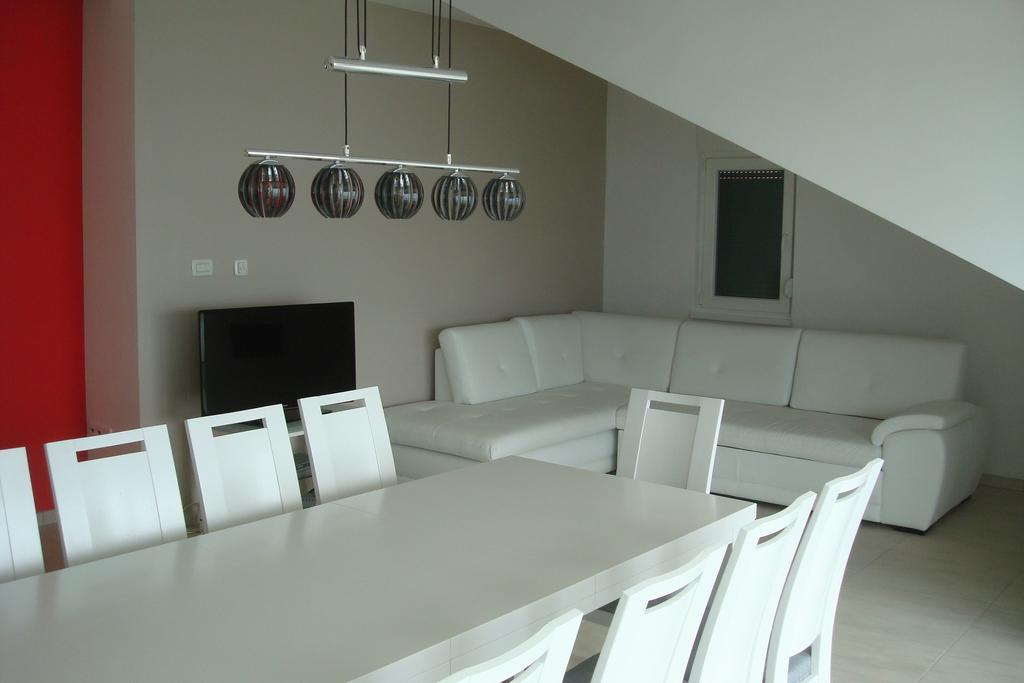 Holiday Home Sisko Трогир Екстериор снимка